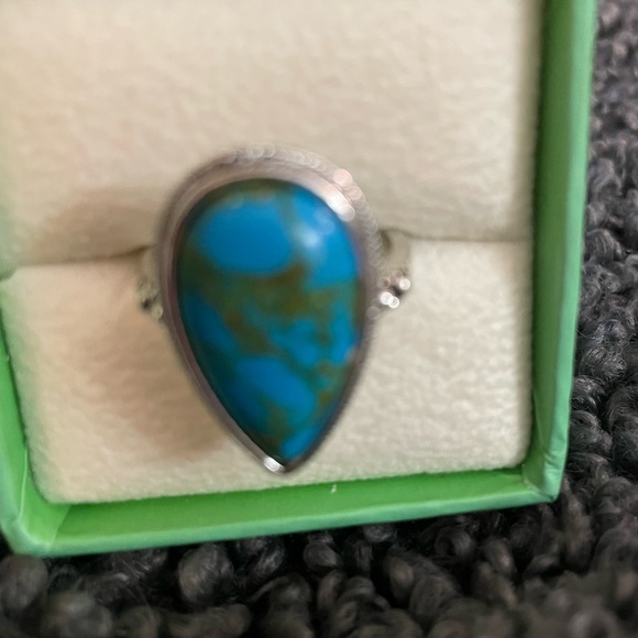 Turquoise Howlite Ring, Size 10 - Picture 7 of 8